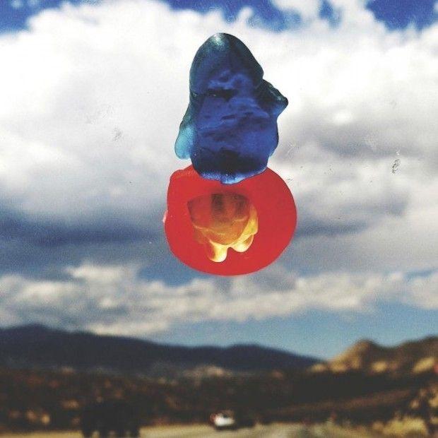 Capa do Álbum "Feels Like", de Bully