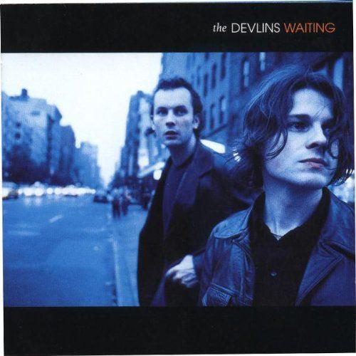 Capa do Álbum "Waiting", de The Devlins