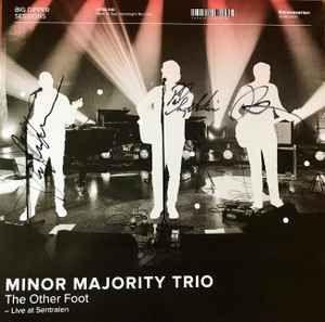 Portada de Álbum "The Other Foot - Live At Sentralen", de Minor Majority