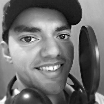 Capa do Álbum "Tu És Meu Deus", de TH Corrêa