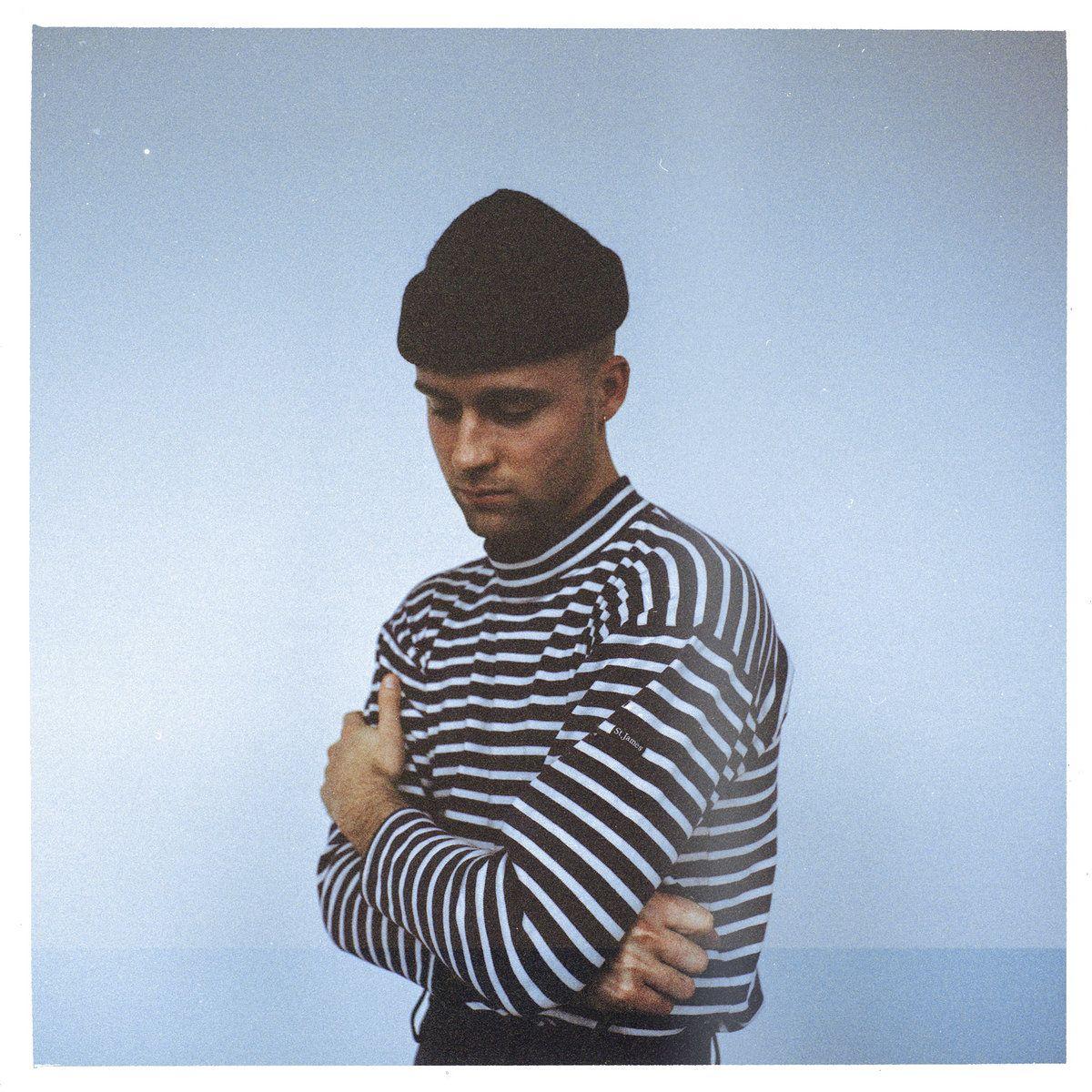 Capa do Álbum "Violence In a Quiet Mind", de Haux