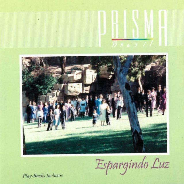 Portada del álbum "Espargindo Luz", de Prisma Brasil