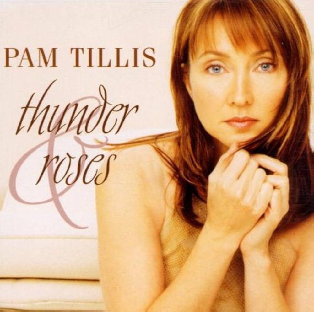 Portada del álbum "Thunder & Roses", de Pam Tillis