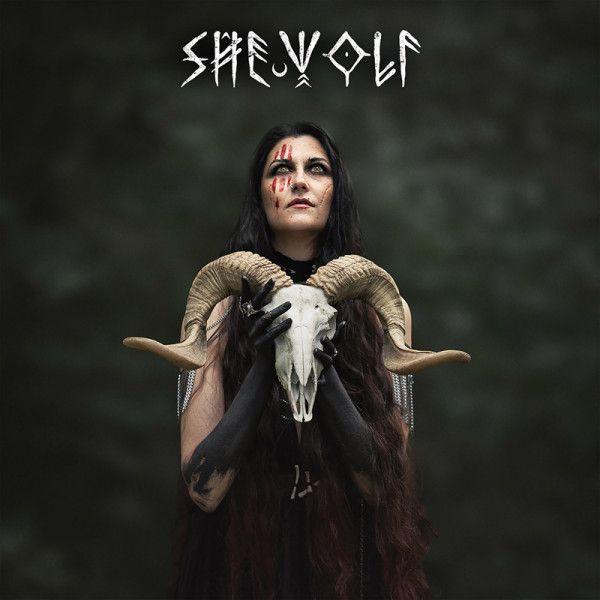 Portada de Álbum "SheWolf", de SheWolf