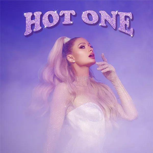 Portada de Sencillo/EP "Hot One", de Paris Hilton