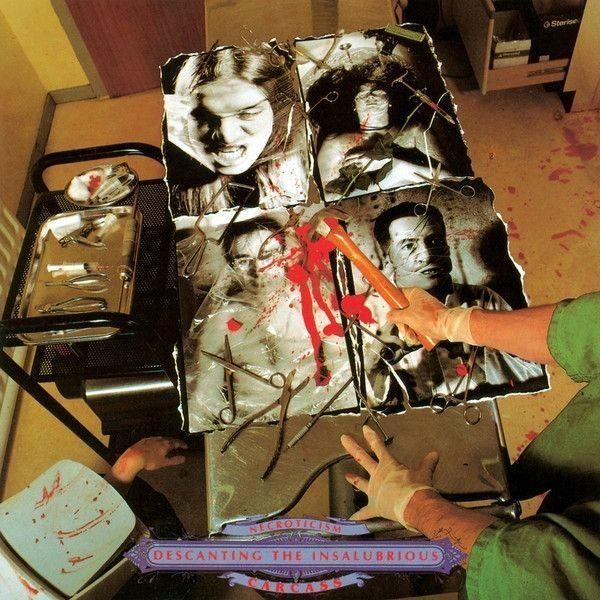 Capa do Álbum "Necroticism - Descanting The Insalubrious", de Carcass