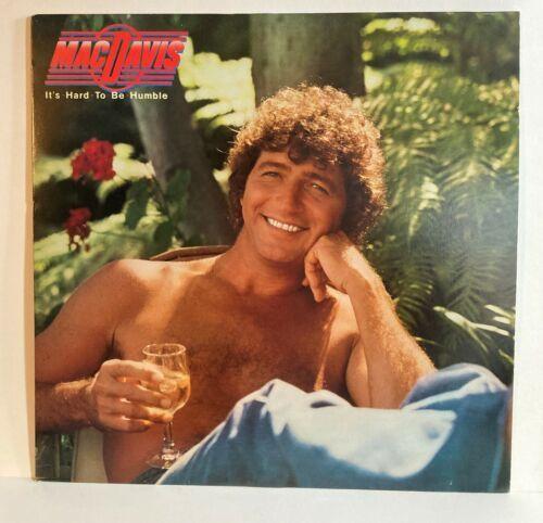 Portada de Álbum "It's Hard To Be Humble", de Mac Davis