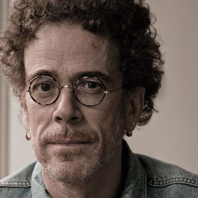 Portada de Álbum "Não Sou Nenhum Roberto, Mas Às Vezes Chego Perto", de Nando Reis