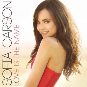 Capa do álbum "Love Is the Name", de Sofia Carson