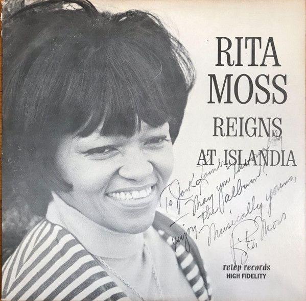 Capa do Álbum "Reigns At Islandia", de Rita Moss