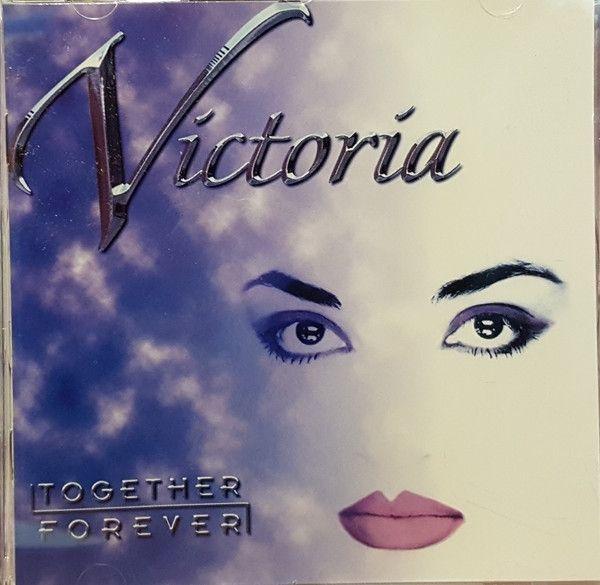 Portada de Álbum "Together Forever", de Vicki