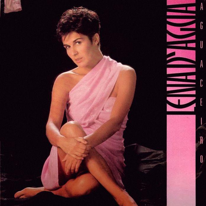 Album cover of "Aguaceiro" by Lena D'Água