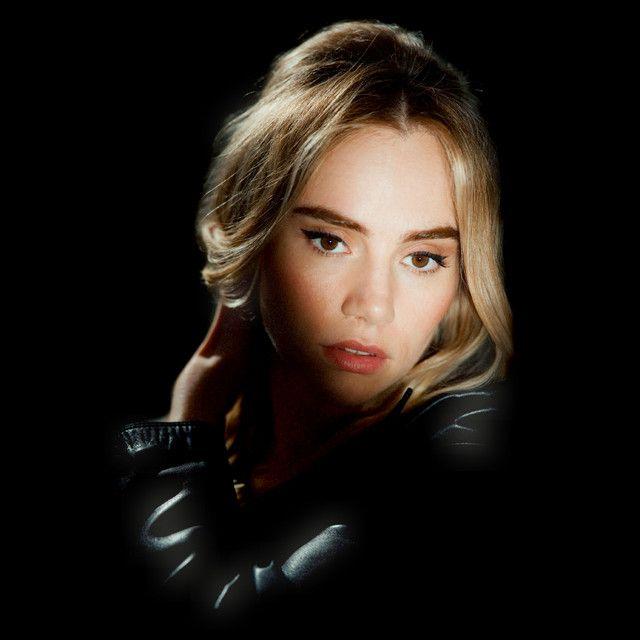 Portada de Sencillo/EP "Moves", de Suki Waterhouse