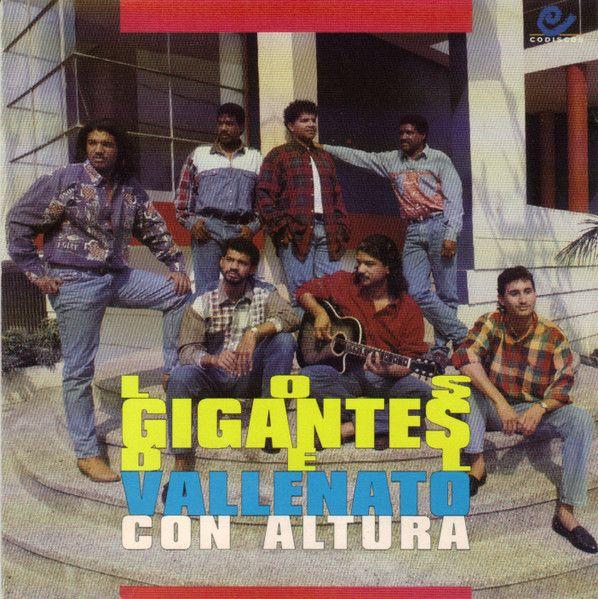 Portada de Álbum "Con Altura", de Los Gigantes Del Vallenato