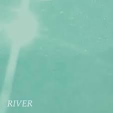 Capa do álbum "River", de Moonica Mac
