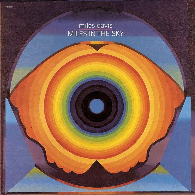 Album cover of "Miles In The Sky" by Miles Davis