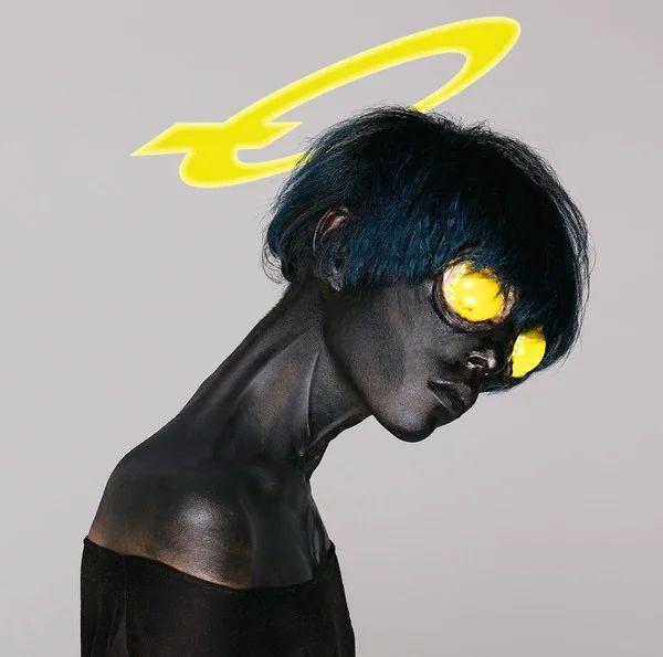 Portada de Álbum "「Q」", de Ziyoou Vachi