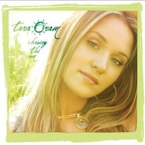 Portada de Álbum "Chasing The Sun", de Tara Oram