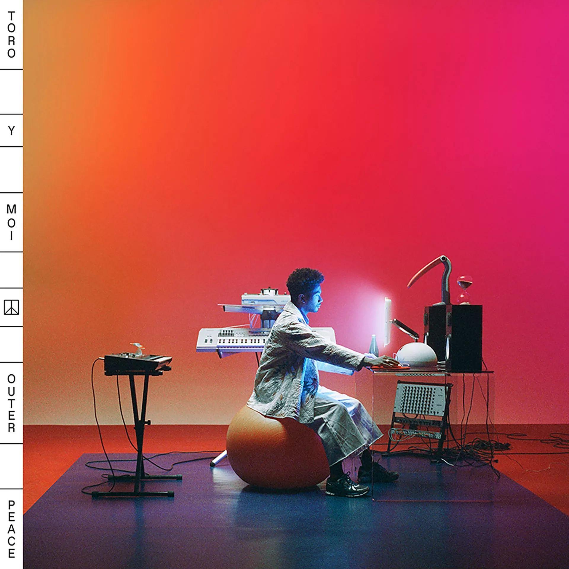 Capa do Álbum "Outer Peace", de Toro Y Moi