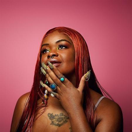 Portada de Álbum "Próspera", de Tássia Reis