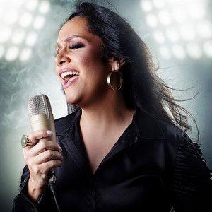 Capa do Álbum "Eis-Me Aqui", de Simone Duarte