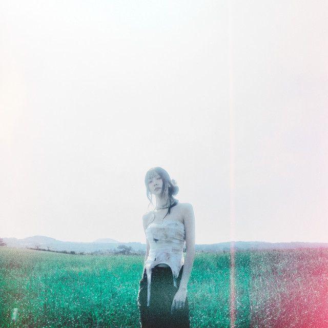 Capa do Single/EP "In Bloom", de YUJU