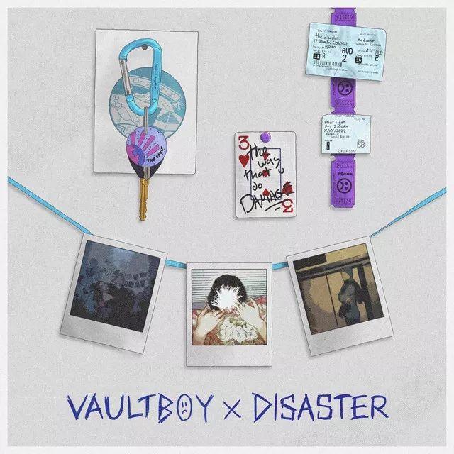 Portada de Sencillo/EP "disaster", de vaultboy