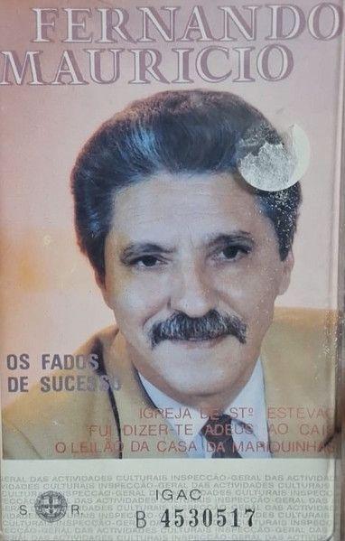 Album cover of "Os Fados De Sucesso" by Fernando Maurício
