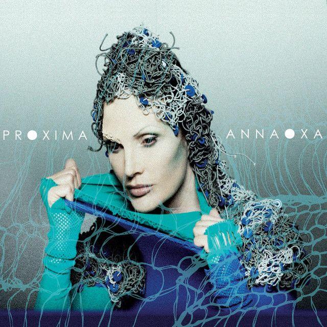 Portada del álbum "Proxima", de Anna Oxa