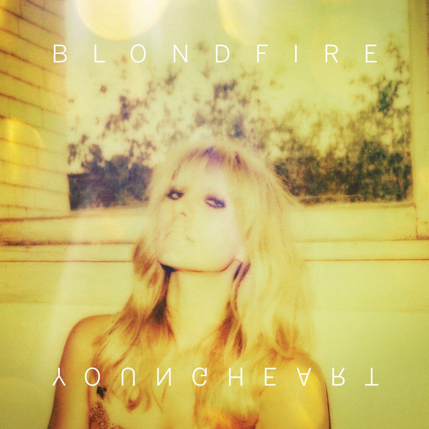 Capa do Álbum "Young Heart", de Blondfire