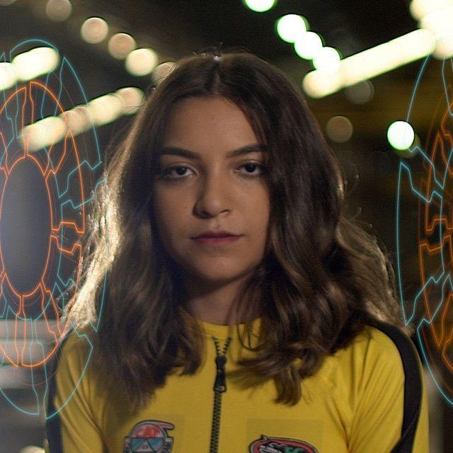 Portada de Sencillo/EP "Me Enfeitiçou", de Ana Laura Lopes