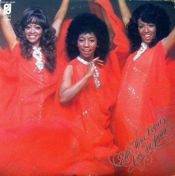 Capa do Álbum "Live In Japan", de Three Degrees