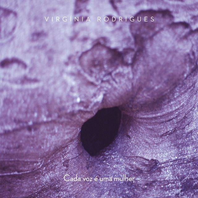 Portada de Álbum "Cada Voz é Uma Mulher", de Virgínia Rodrigues