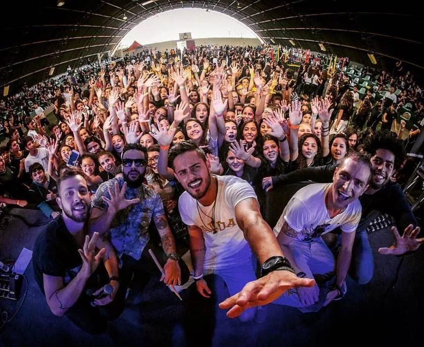 Portada del álbum "Asas", de Banda Sinco