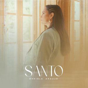 Portada del álbum "Santo", de Daniela Araújo