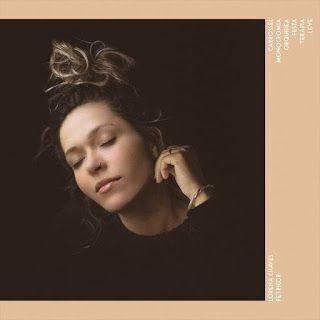 Portada de Sencillo/EP "Petricor", de Lorena Chaves