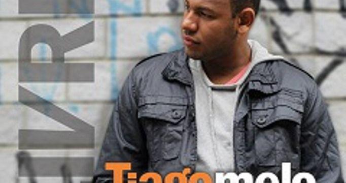 Capa do Álbum "Livre", de Tiago Melo