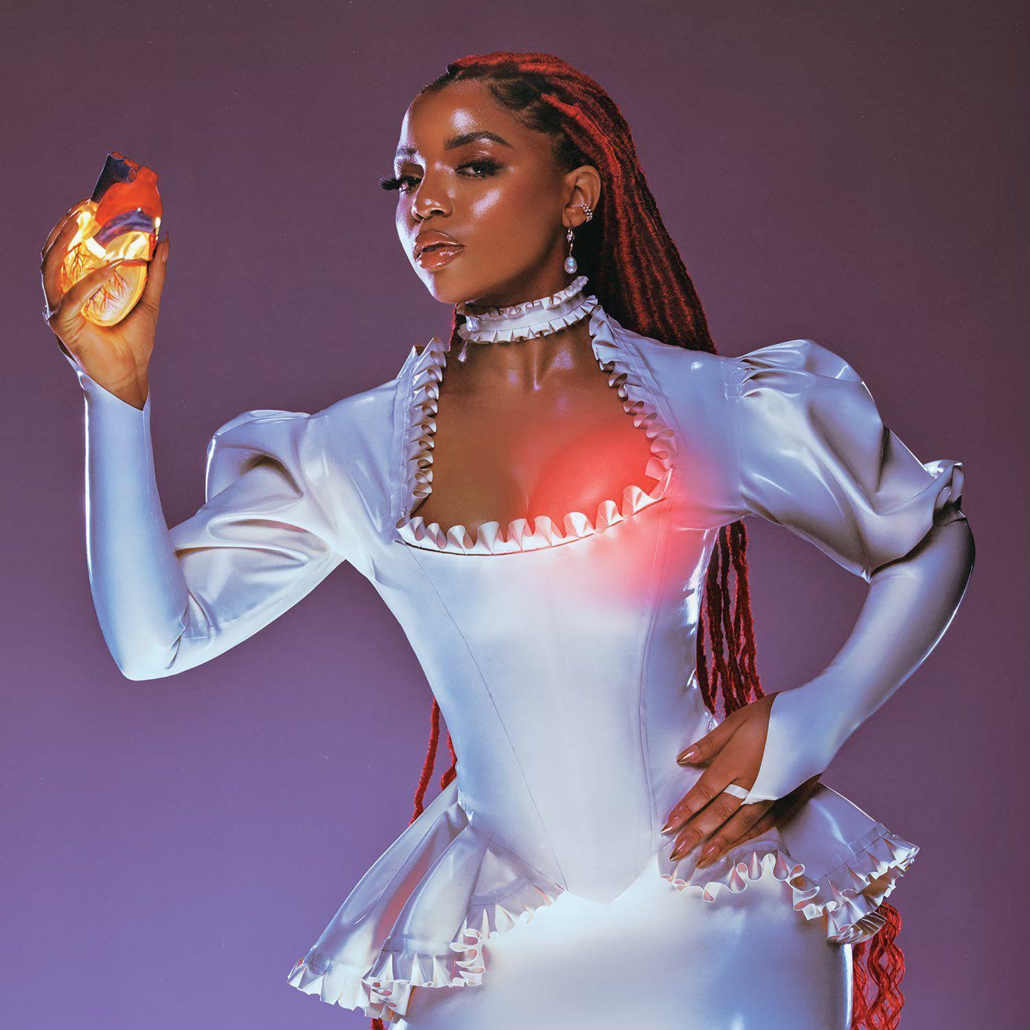 Capa do Álbum "In Pieces", de Chlöe