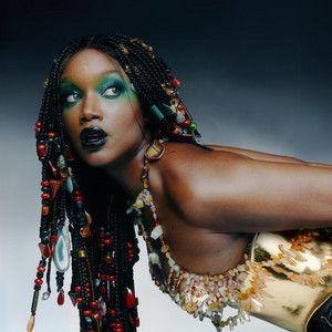 Capa do Álbum "As Melhores de IZA", de IZA