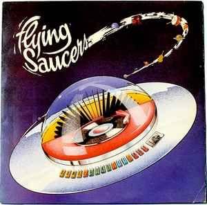 Portada de Álbum "Some Like It Hot", de Flying Saucers