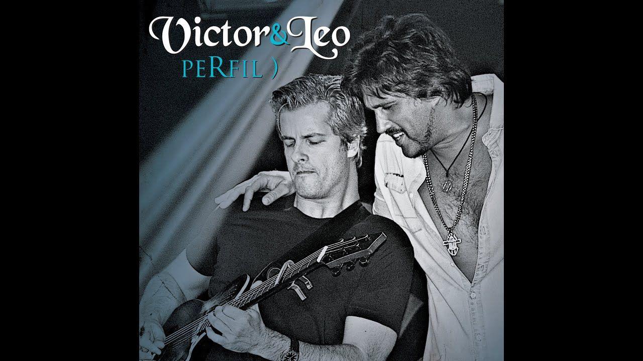 Album cover of "Perfil" by Victor & Leo