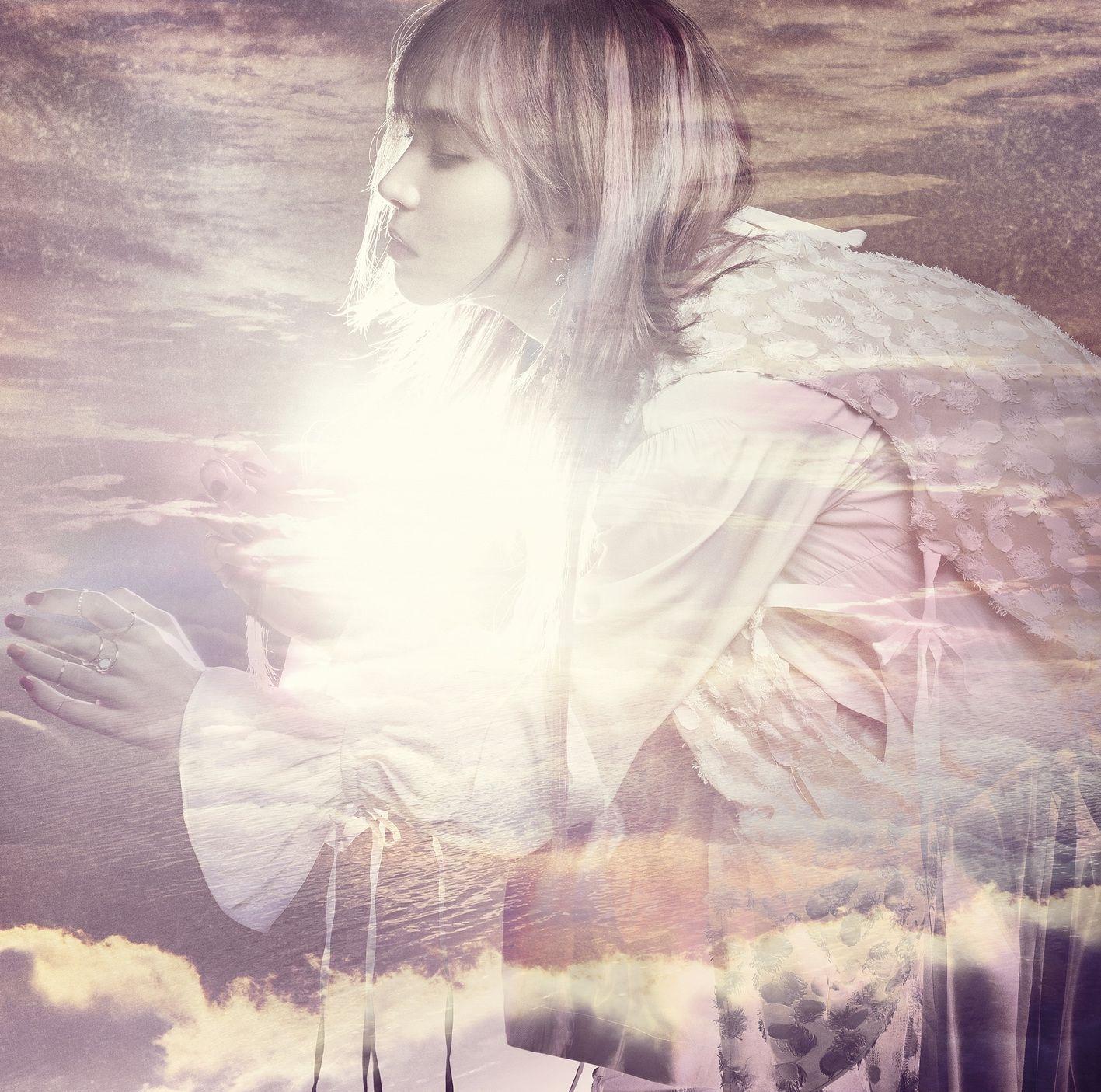 Capa do álbum "Dawn", de LiSA