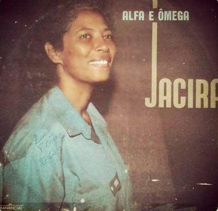 Portada de Álbum "Alfa e Ômega", de Jacira Silva