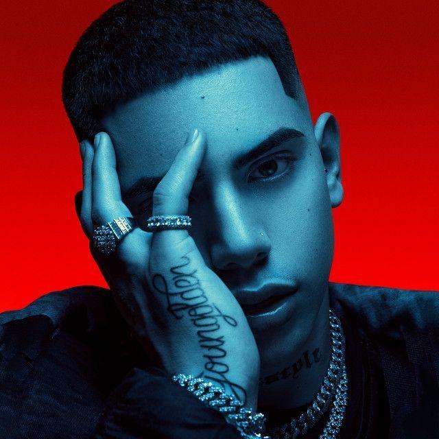 Portada de Álbum "Young Golden", de ECKO