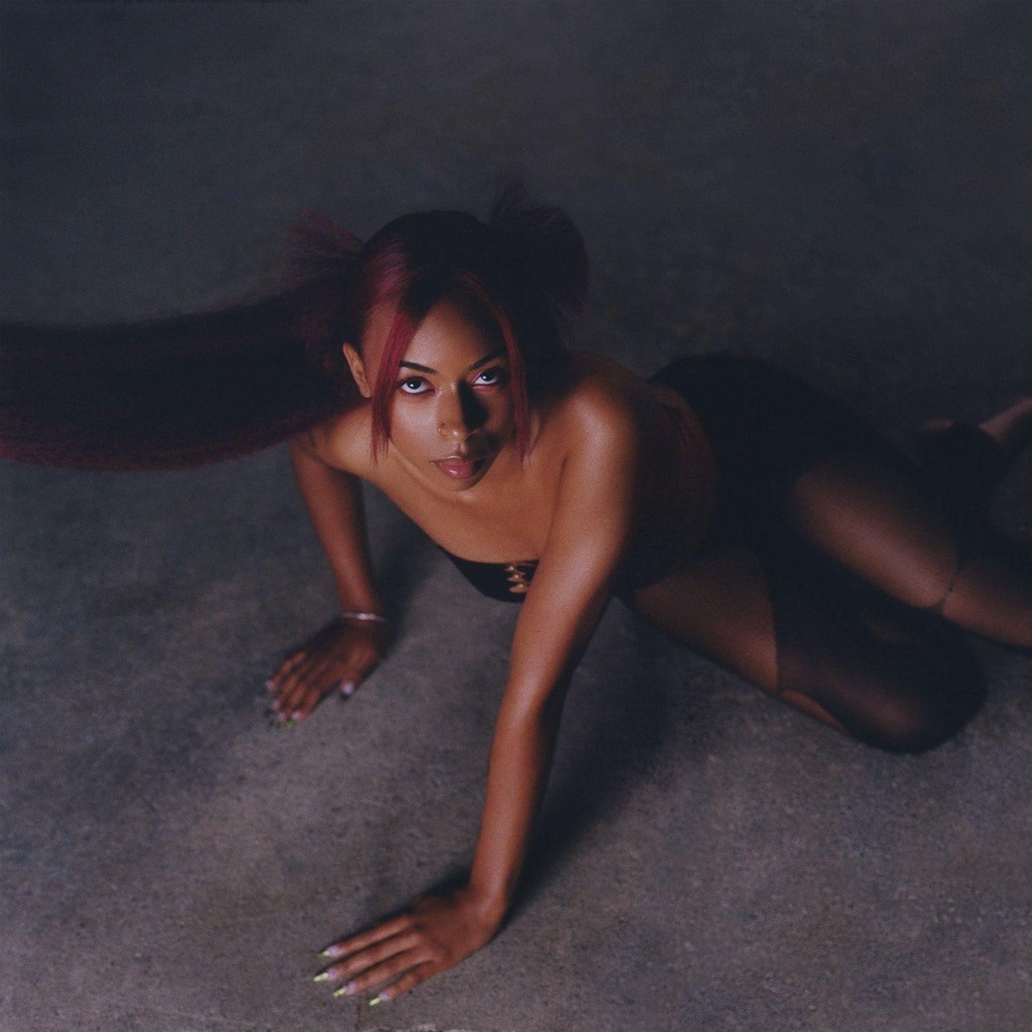 Portada de Álbum "HYPNOS ", de Ravyn Lenae