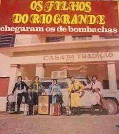 Portada del álbum "Chegaram os de Bombachas", de Os Filhos do Rio Grande