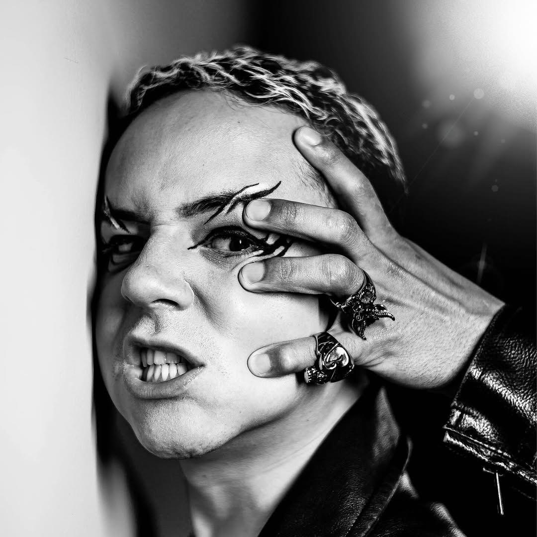 Capa do Álbum "Putaria Legalizada", de Dornelles