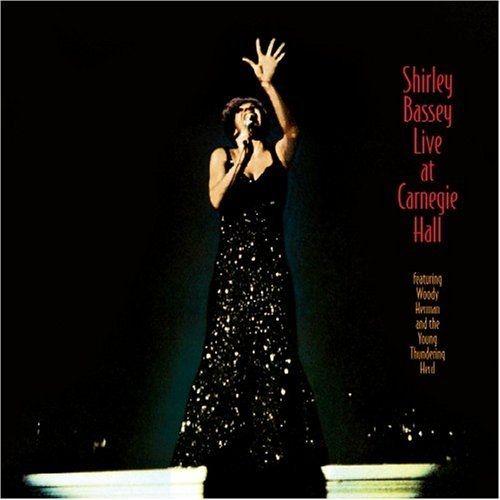 Portada de Álbum "Live at Carnegie Hall", de Shirley Bassey