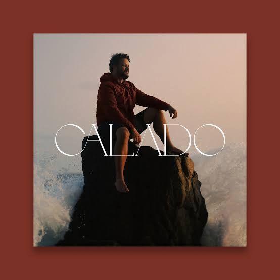 Portada de Álbum "Calado", de Marcos Almeida