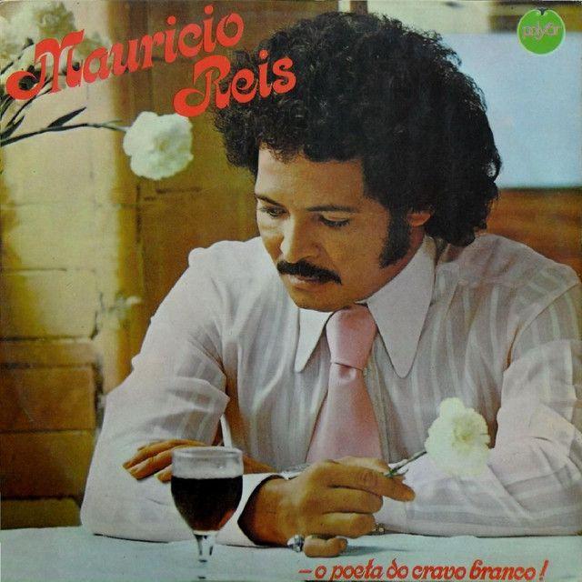 Portada de Álbum "O Poeta do Cravo Branco", de Maurício Reis